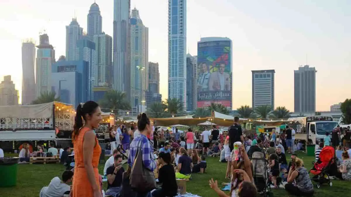 Dubai जाने वाली लड़कियां ध्यान दें; इन कपड़ों से करें तौबा, वरना हो सकती है मुसीबत