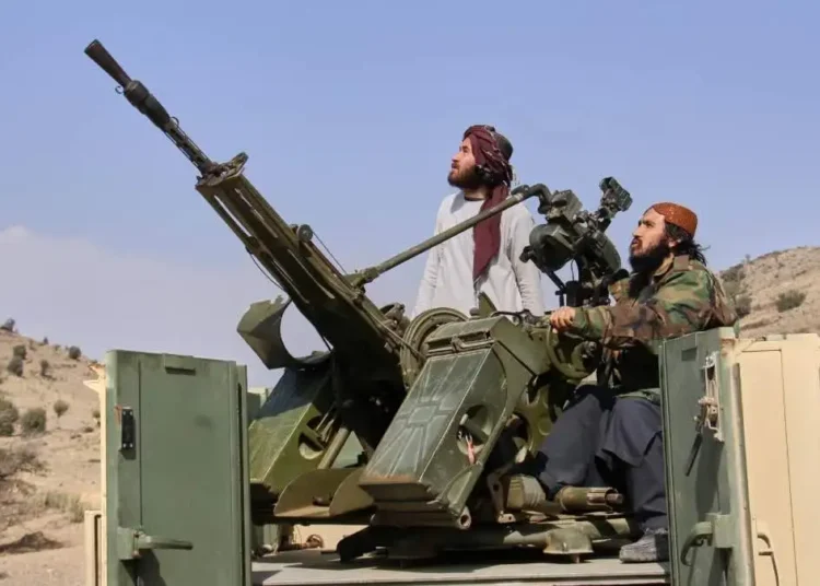 Pakistan-Afghanistan war: अफगानिस्तान में पाकिस्तानी लड़ाकू विमान क्रैश, पायलट को बनाया बंदी