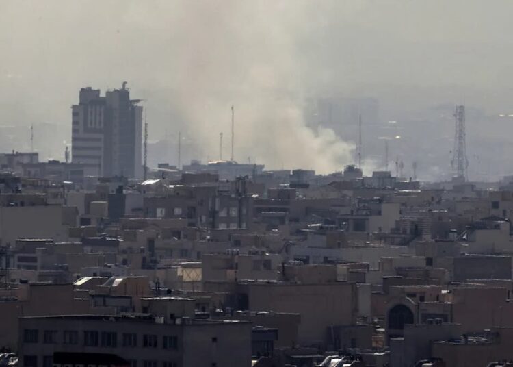 मिडिल ईस्ट में छिड़ा महायुद्ध, इजरायल ने ईरान पर किया बड़ा हमला; देशभर में आपातकाल