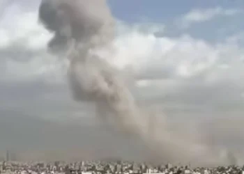 Breaking: मुसाफ्फा फ्यूल टैंक टर्मिनल में ड्रोन हमले से लगी आग